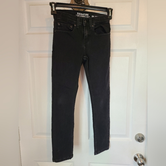 Levi Strauss Signature Woman's Skinny Jeans, Size: 10 Color: Black - Picture 4 of 15
